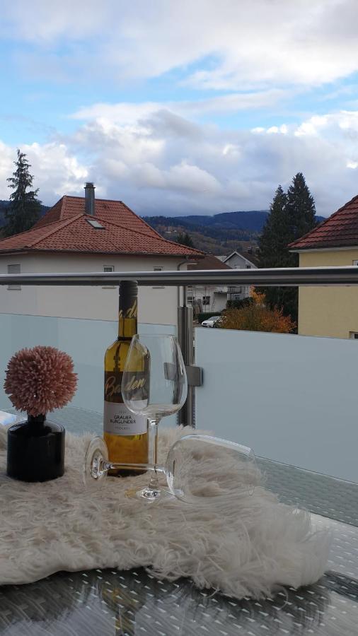 Boardingappartement Windeckblick, Ruhige, Zentrale Lage Mit Grossem Suedbalkon Buhl Bagian luar foto