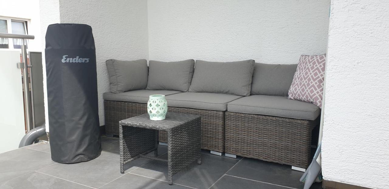 Boardingappartement Windeckblick, Ruhige, Zentrale Lage Mit Grossem Suedbalkon Buhl Bagian luar foto